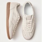 Halter-neck pleated top